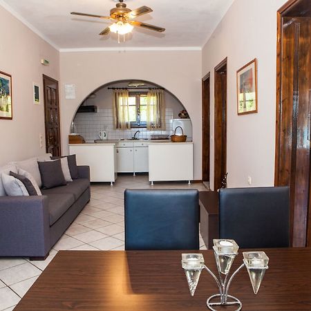 Eleana Apartments And Studios Agios Georgios  Bagian luar foto